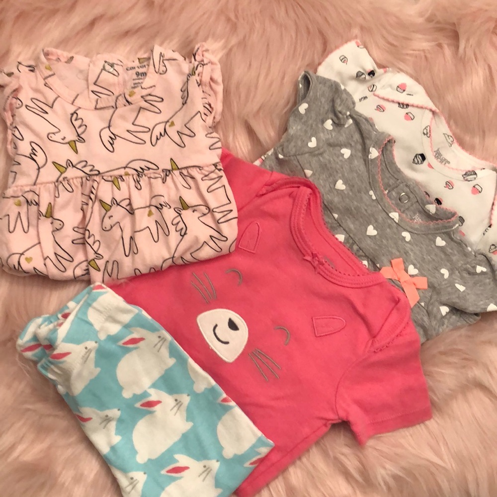 9 month old - 5 piece Carter’s bundle 💖